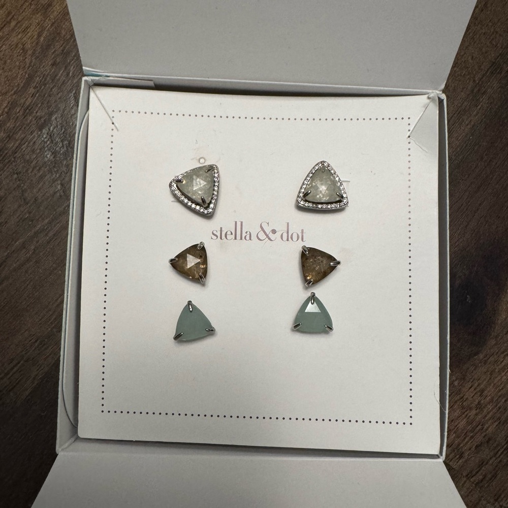 Sommerville Halo Stud Set